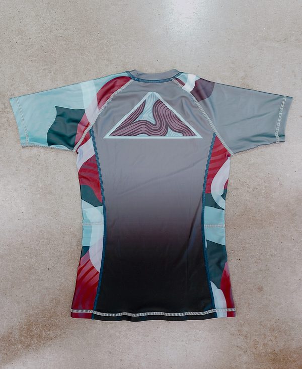 Lin-E-Ar Rashguard - Image 3
