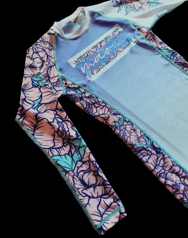 FLORescer Rashguard :: Peônia - Image 4